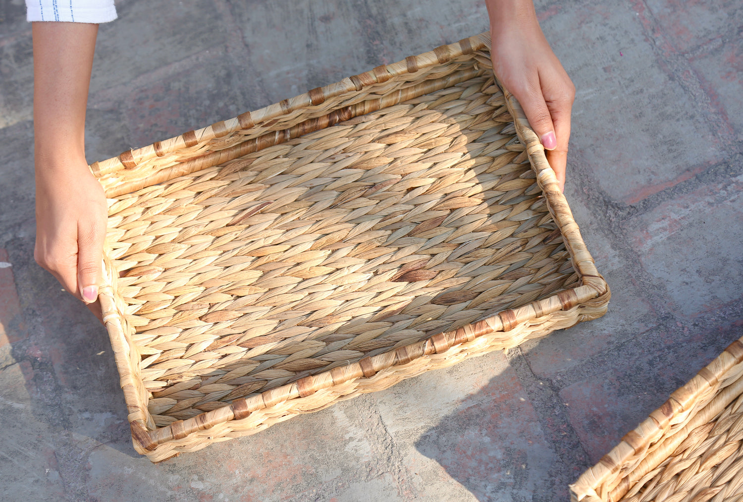 WATER HYACINTH TRAY